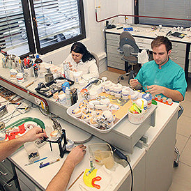 The business logic of a dental laboratory